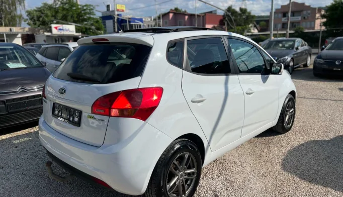 Kia Venga  - 2011