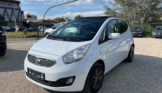 Kia Venga  - 2011