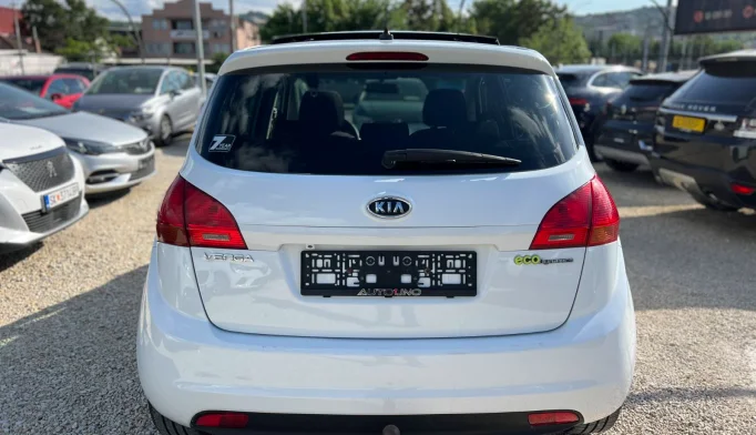 Kia Venga  - 2011