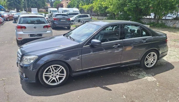 Mercedes-Benz C-Class  - 2010