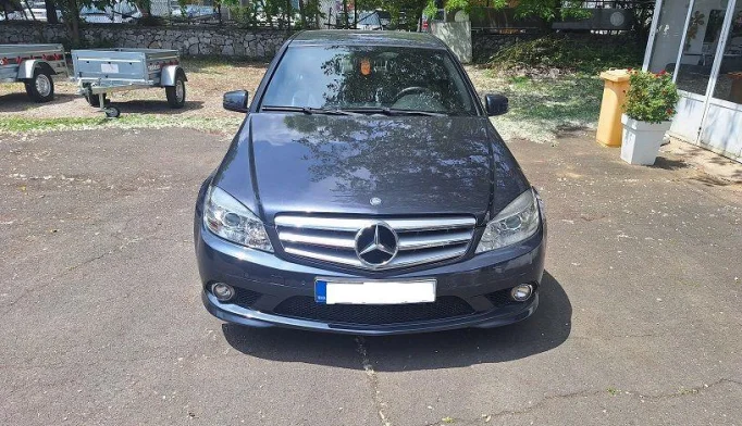 Mercedes-Benz C-Class  - 2010