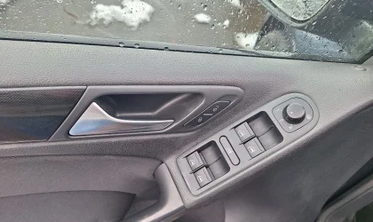 Volkswagen Golf  - 2009