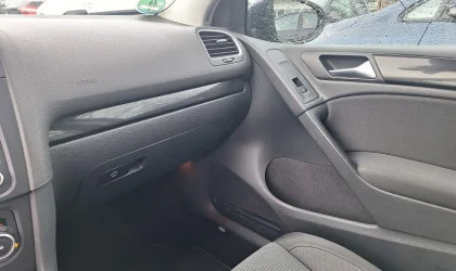 Volkswagen Golf  - 2009