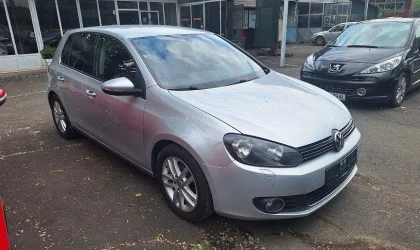 Volkswagen Golf  - 2009