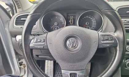 Volkswagen Golf  - 2009