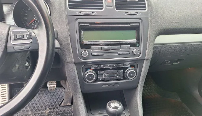Volkswagen Golf  - 2009
