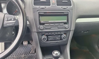 Volkswagen Golf  - 2009