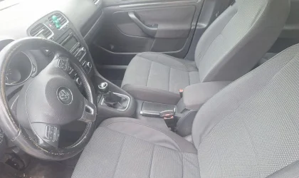 Volkswagen Golf  - 2010