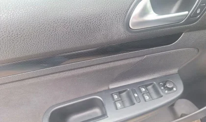 Volkswagen Golf  - 2010