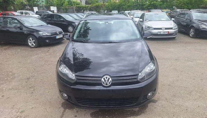 Volkswagen Golf  - 2010