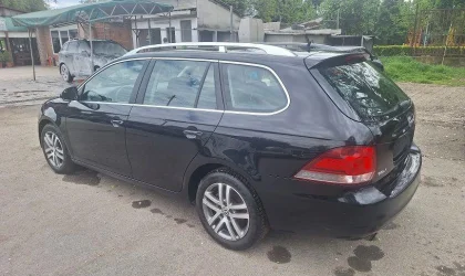 Volkswagen Golf  - 2010
