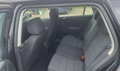 Volkswagen Golf  - 2010