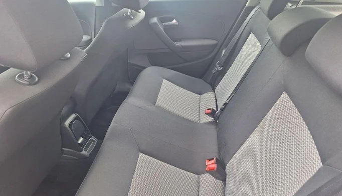 Volkswagen Polo  - 2010