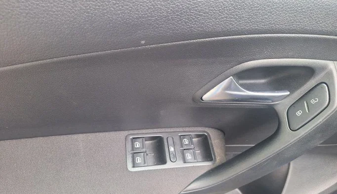 Volkswagen Polo  - 2010