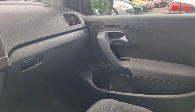 Volkswagen Polo  - 2010