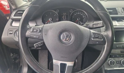 Volkswagen Passat  - 2013