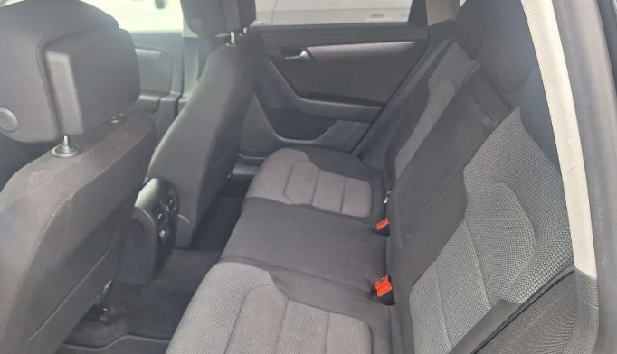 Volkswagen Passat  - 2013