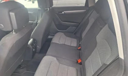 Volkswagen Passat  - 2013