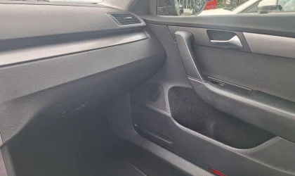 Volkswagen Passat  - 2013