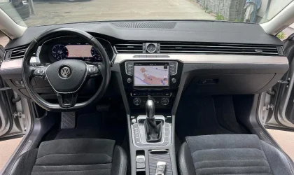 Volkswagen Passat  - 2017