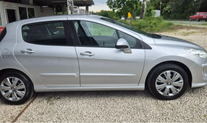 Peugeot 308  - 2010