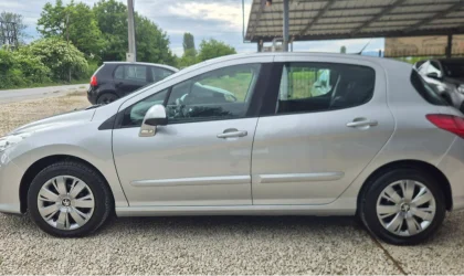 Peugeot 308  - 2010
