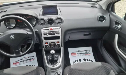 Peugeot 308  - 2010