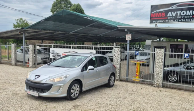Peugeot 308  - 2010