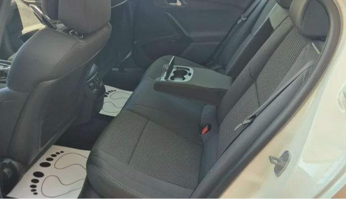 Peugeot 508  - 2012