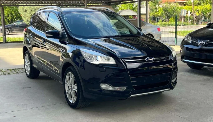 Ford Kuga  - 2014