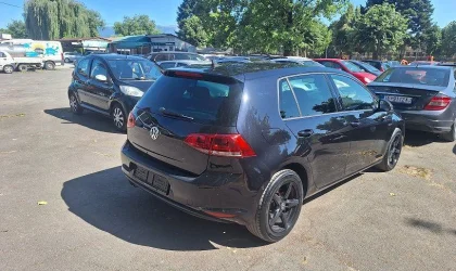 Volkswagen Golf  - 2013
