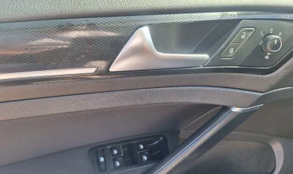 Volkswagen Golf  - 2013