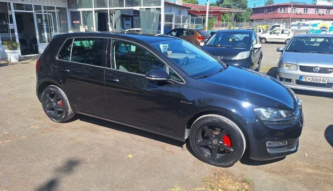 Volkswagen Golf  - 2013
