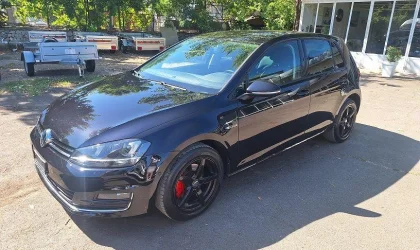 Volkswagen Golf  - 2013