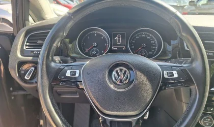 Volkswagen Golf  - 2013