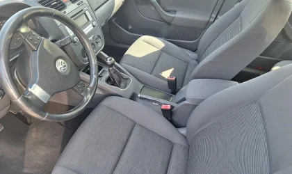 Volkswagen Golf  - 2009