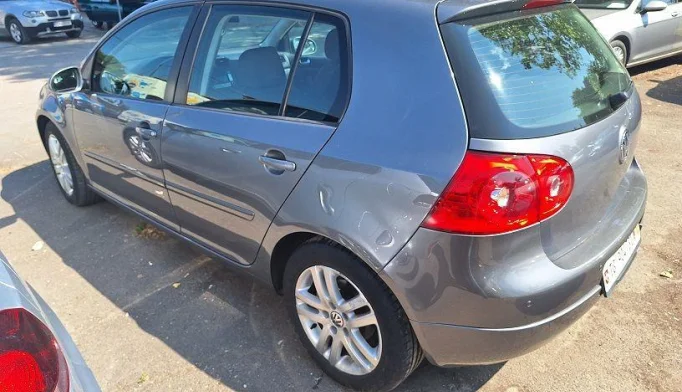 Volkswagen Golf  - 2009