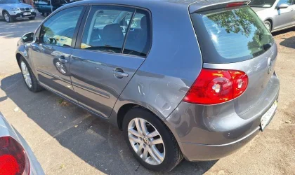Volkswagen Golf  - 2009
