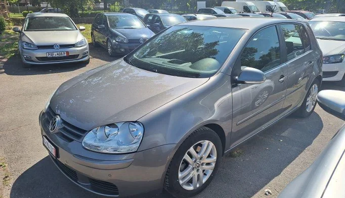 Volkswagen Golf  - 2009