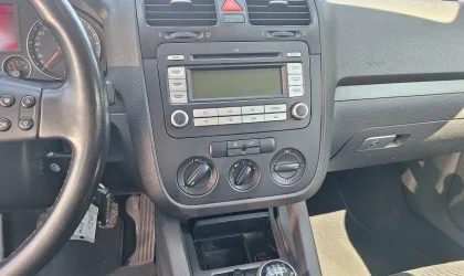Volkswagen Golf  - 2009