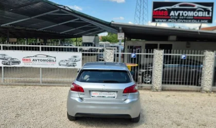 Peugeot 308  - 2015