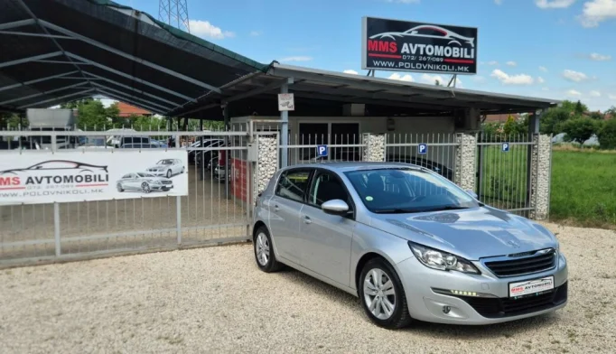 Peugeot 308  - 2015