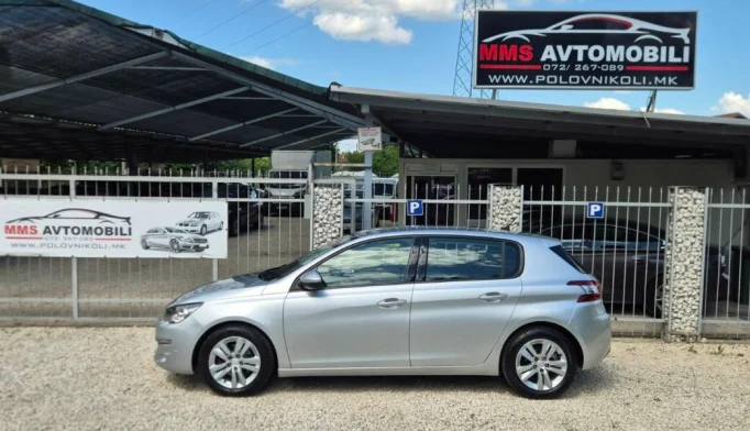 Peugeot 308  - 2015
