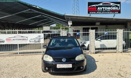 Volkswagen Golf  - 2004