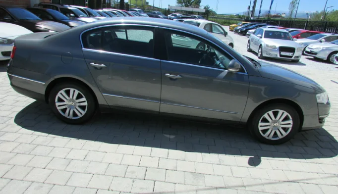 Volkswagen Passat  - 2007