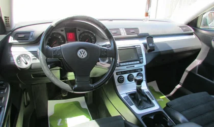 Volkswagen Passat  - 2007