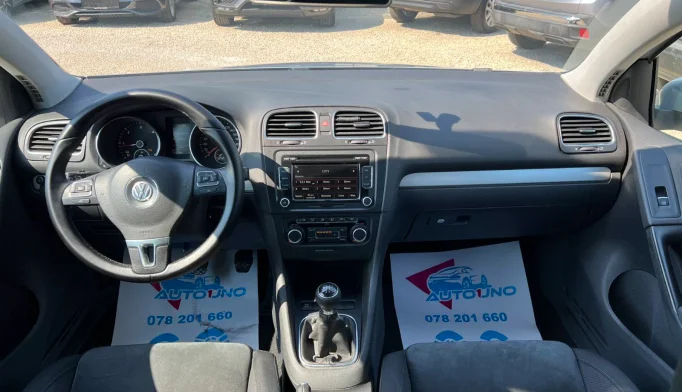 Volkswagen Golf  - 2009