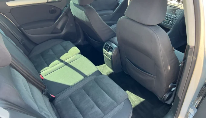 Volkswagen Golf  - 2009
