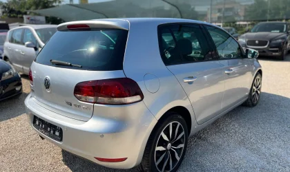 Volkswagen Golf  - 2009