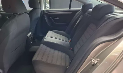Volkswagen Passat CC  - 2010